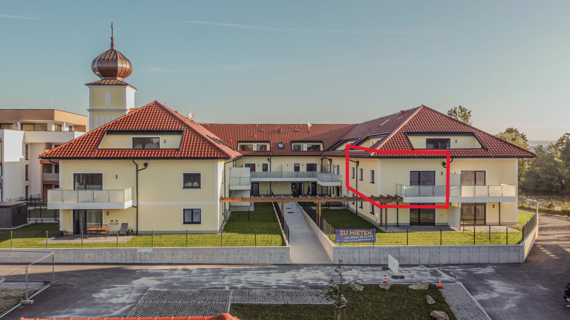neuwertige Eigentumswohnung mit Kinderzimmer und Carportstellplatz - Pupping/Leumühle
